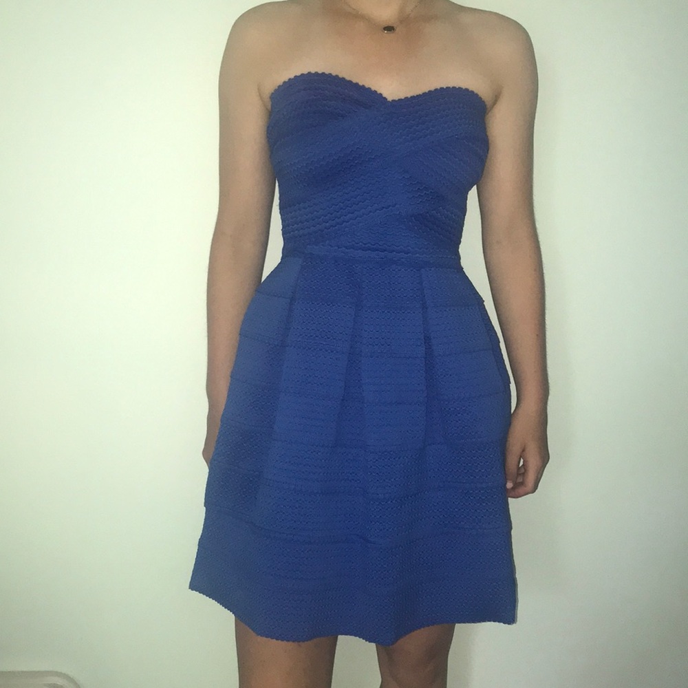 Blue bandage wrap dress